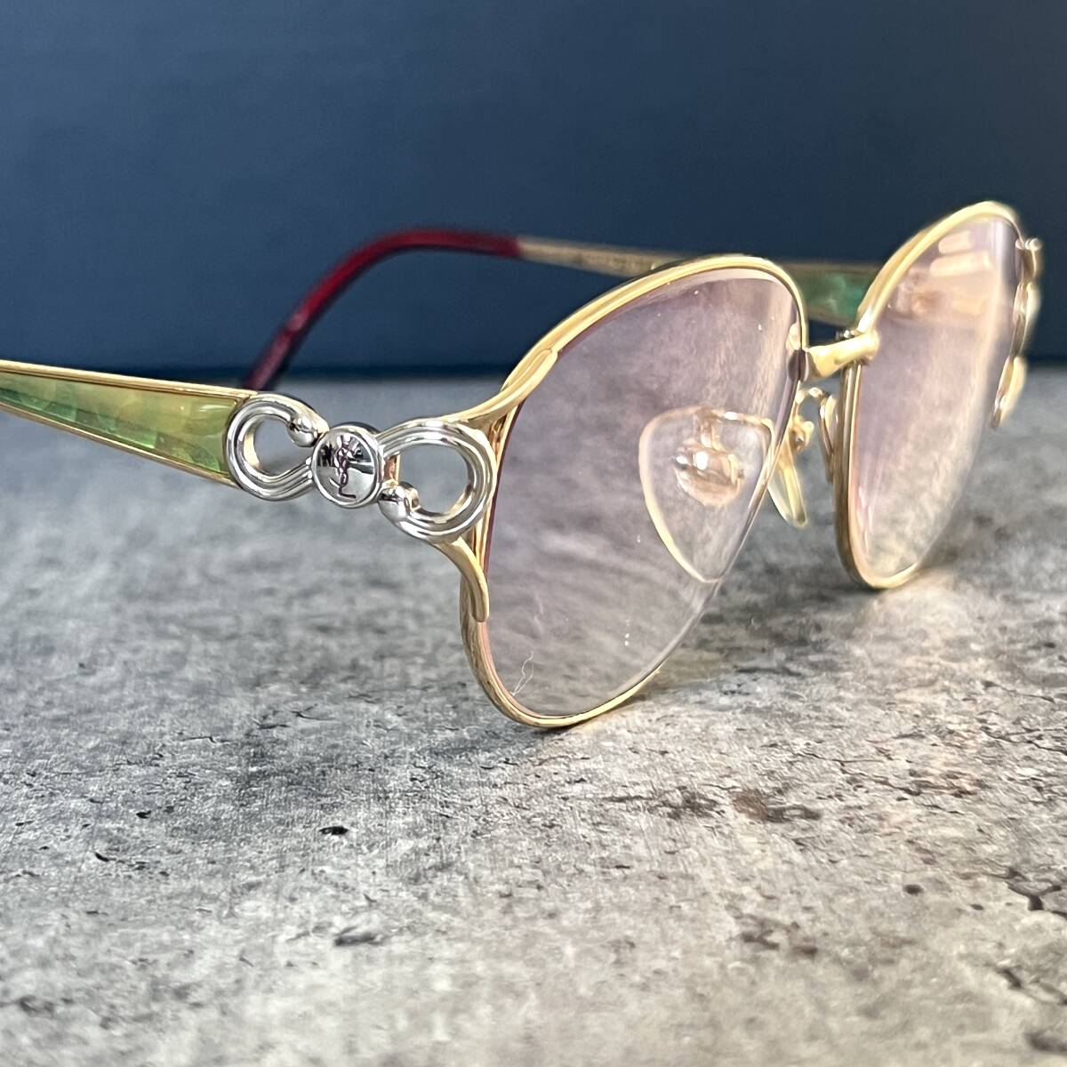 YvesSaintLaurent イヴサンローラン サイドYSLロゴ ステンドグラス風