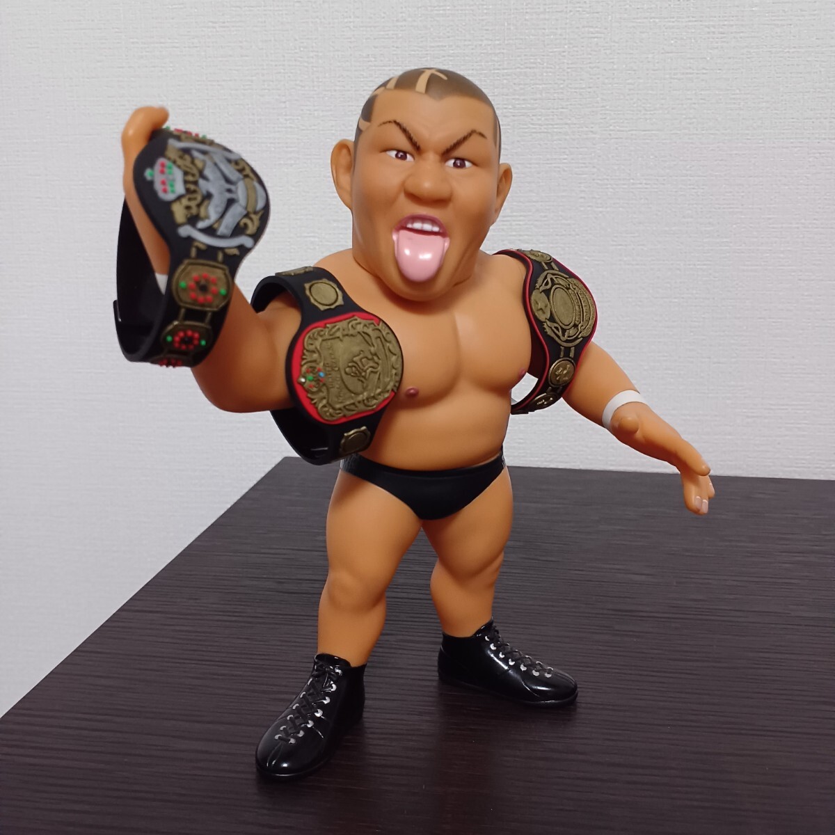 Yahoo!オークション - プロレスフィギュア 鈴木みのる 三冠ヘビー級チ