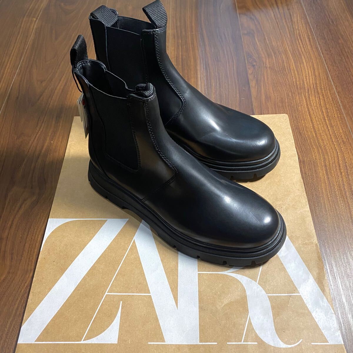 新品 ZARA サイドゴア チャンキートラックソールブーツ 26 5cm 41