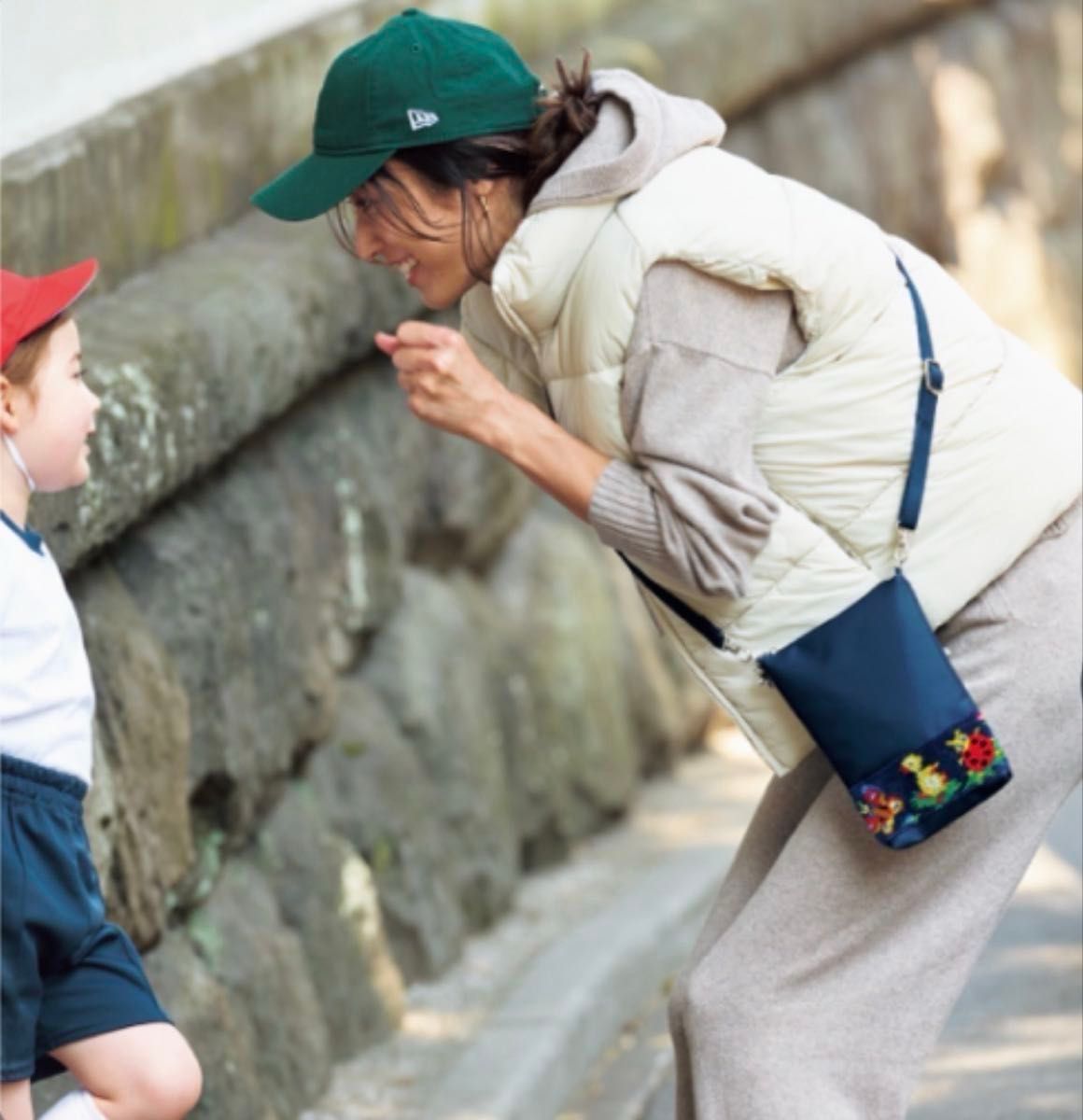 新品 VERY掲載 FEILER フェイラー ハイジ スマホショルダー 学校