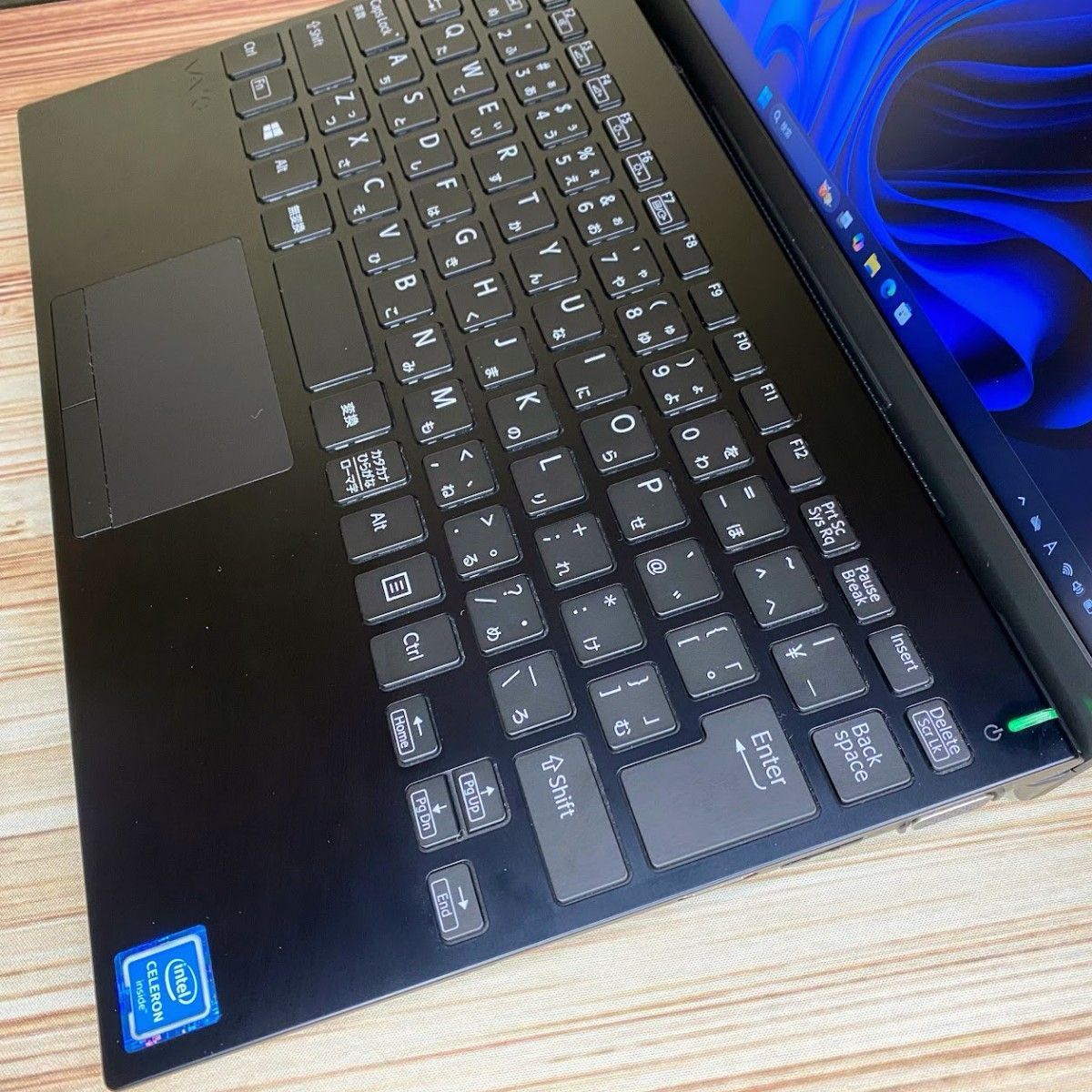 VAIO Pro PJ Win11公式対応Celeron5305U SSD256GB 12 5型フルHD 890g