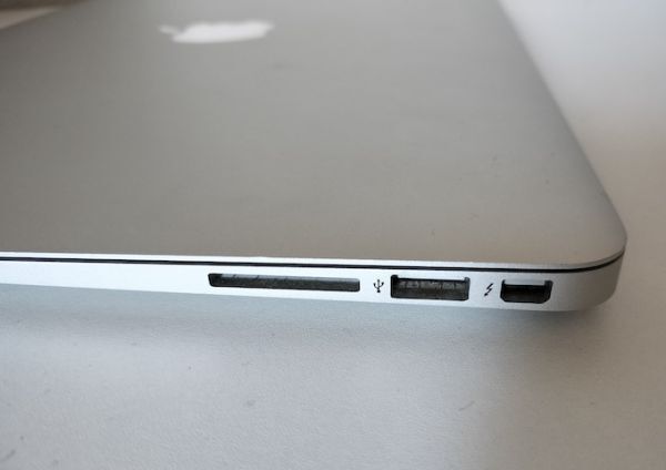ジャンク MacBook Air 13インチ Early 2015 Core i5/メモリ8GB