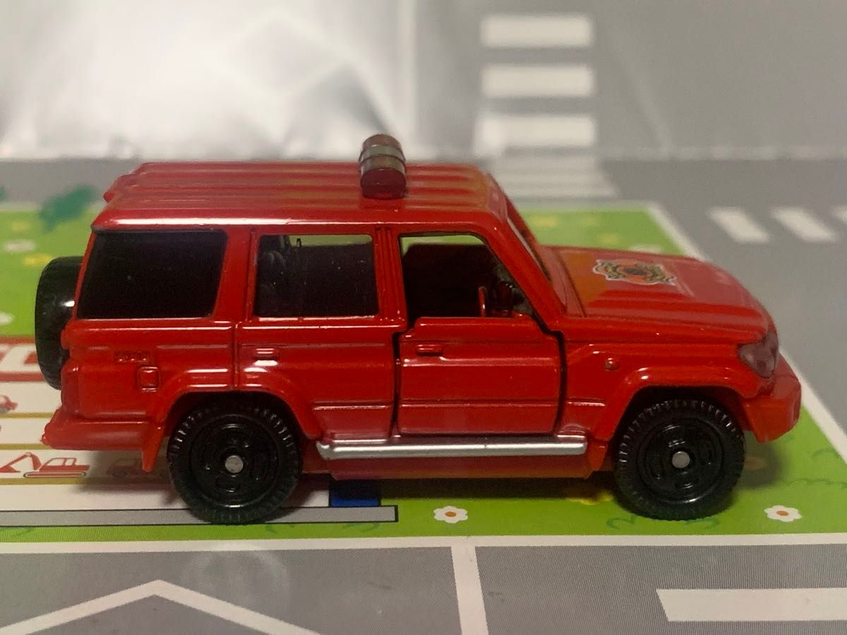 トミカ 非売品 トヨタ ランドクルーザー70 消防指揮車仕様｜Yahoo
