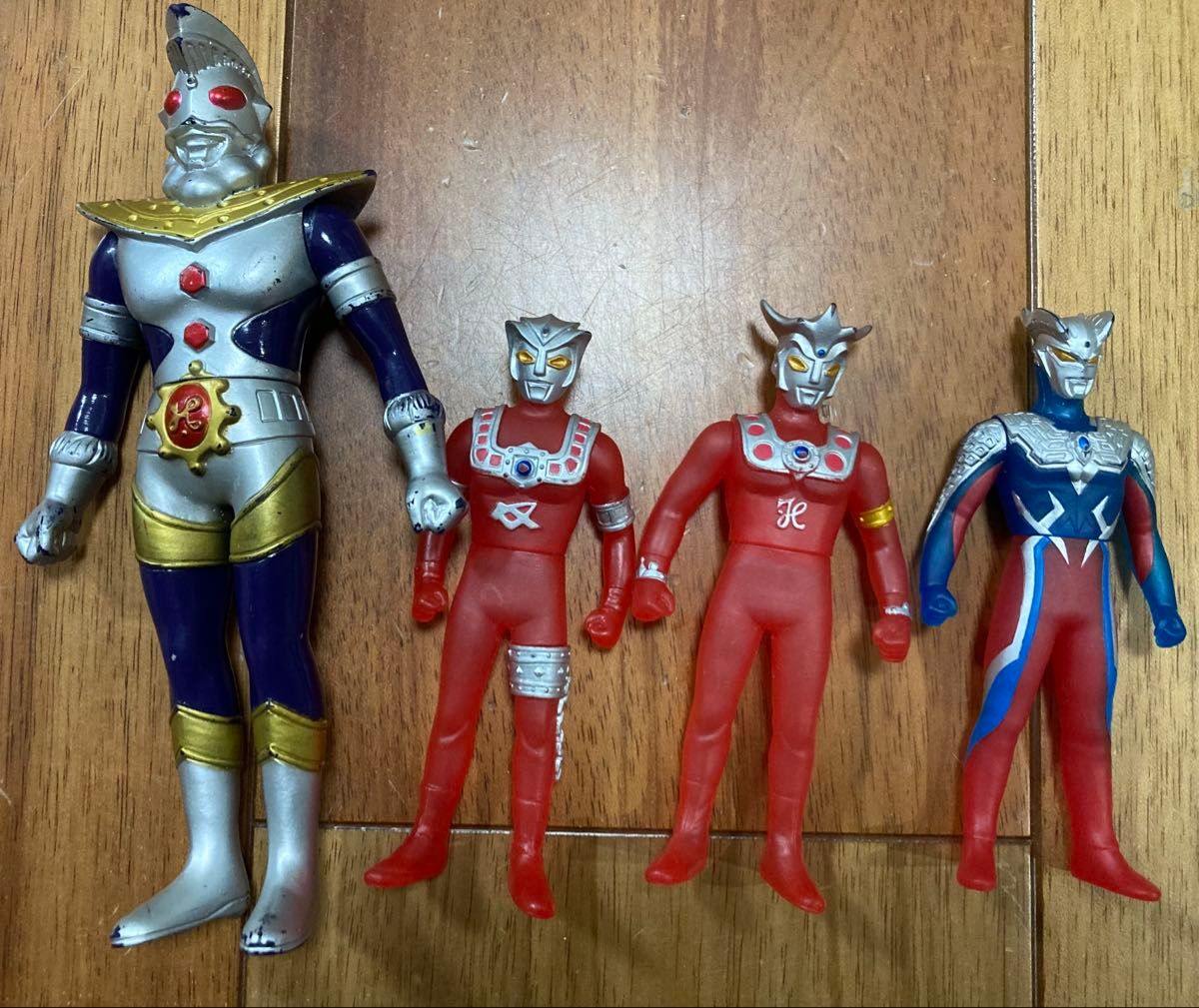 ウルトラマンソフビ4体セット ウルトラマンキング ウルトラマンレオ