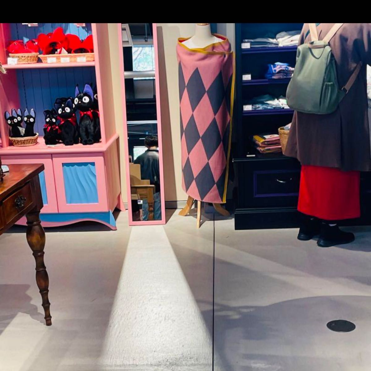 ジブリパーク限定 ハウルの動く城 マルチブランケット 魔女の谷｜Yahoo