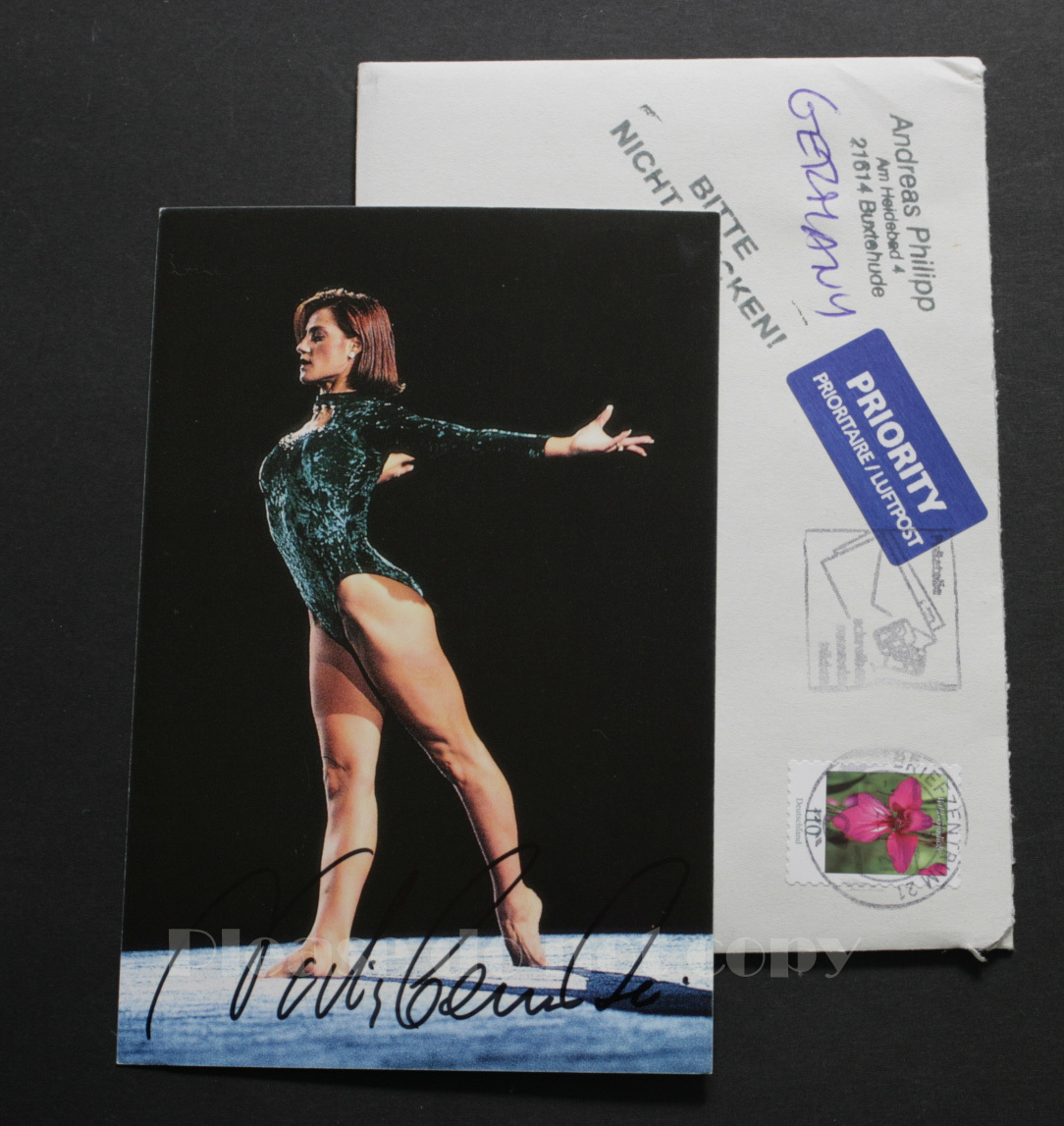 Yahoo!オークション - 1990年代 Nadia Comaneci ナディア・コマネチ 直