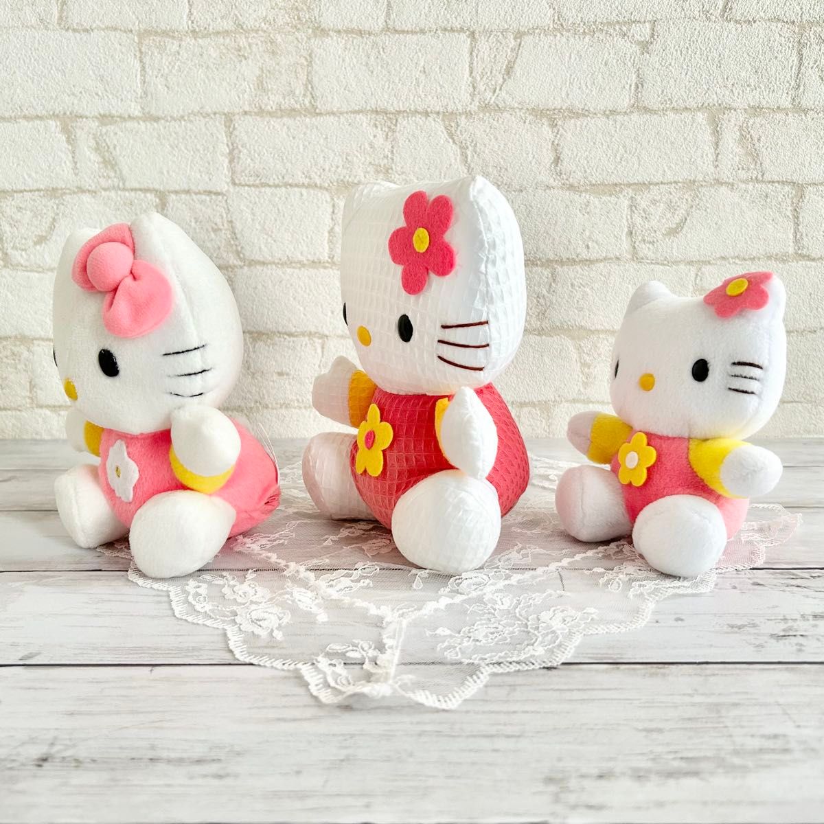 希少 レトロ ぬいぐるみ 3点セットハローキティ フラワー 1998/1999年