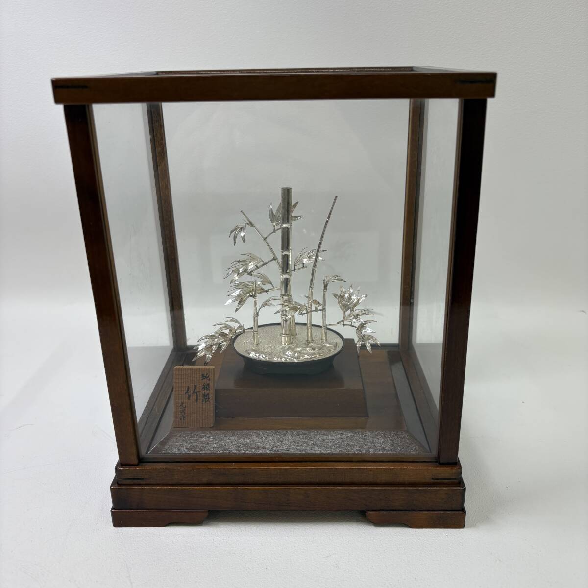 金工家作 純銀製独楽置物ガラスケース付駒の銀