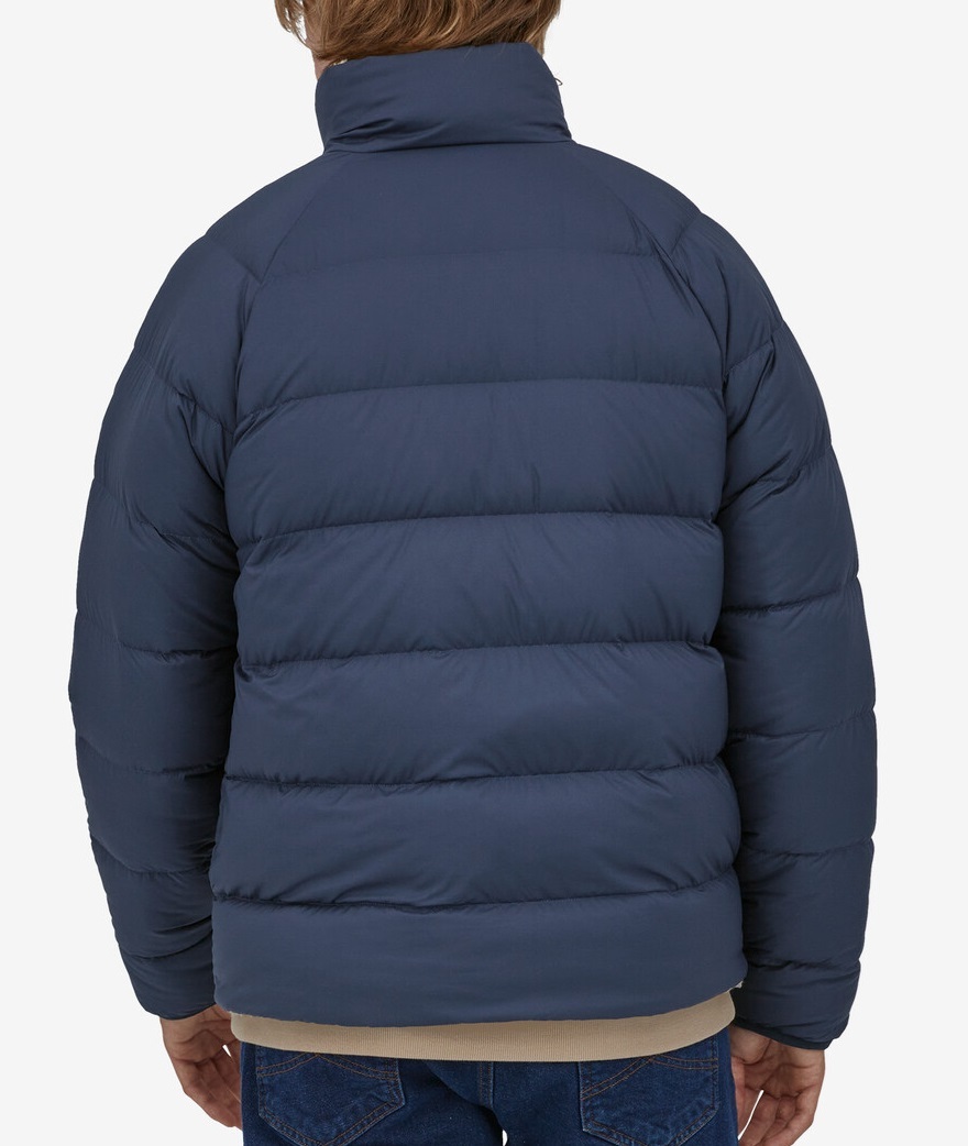 新品 パタゴニア メンズ リバーシブル サイレント ダウンジャケット