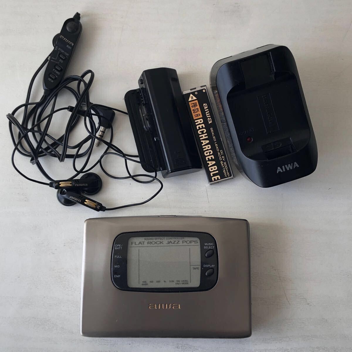 Yahoo!オークション - AIWA HS-PX1000 カセットボーイ チタン製 ポータ