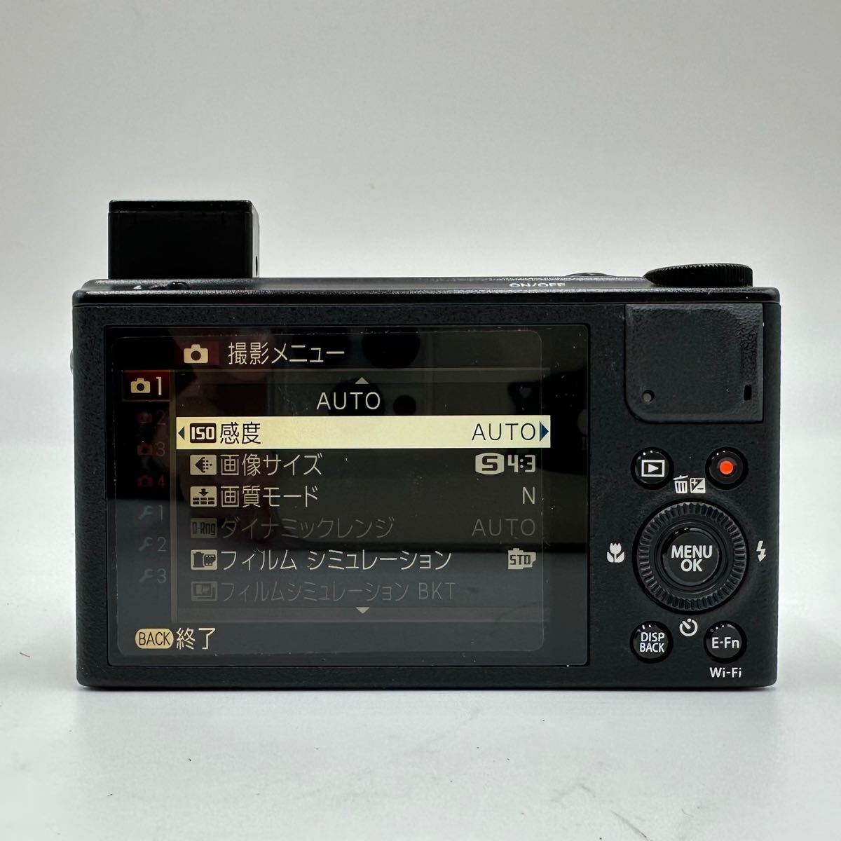 Yahoo!オークション - 訳あり 美品 動作品 FUJIFILM 富士フィルム XQ1