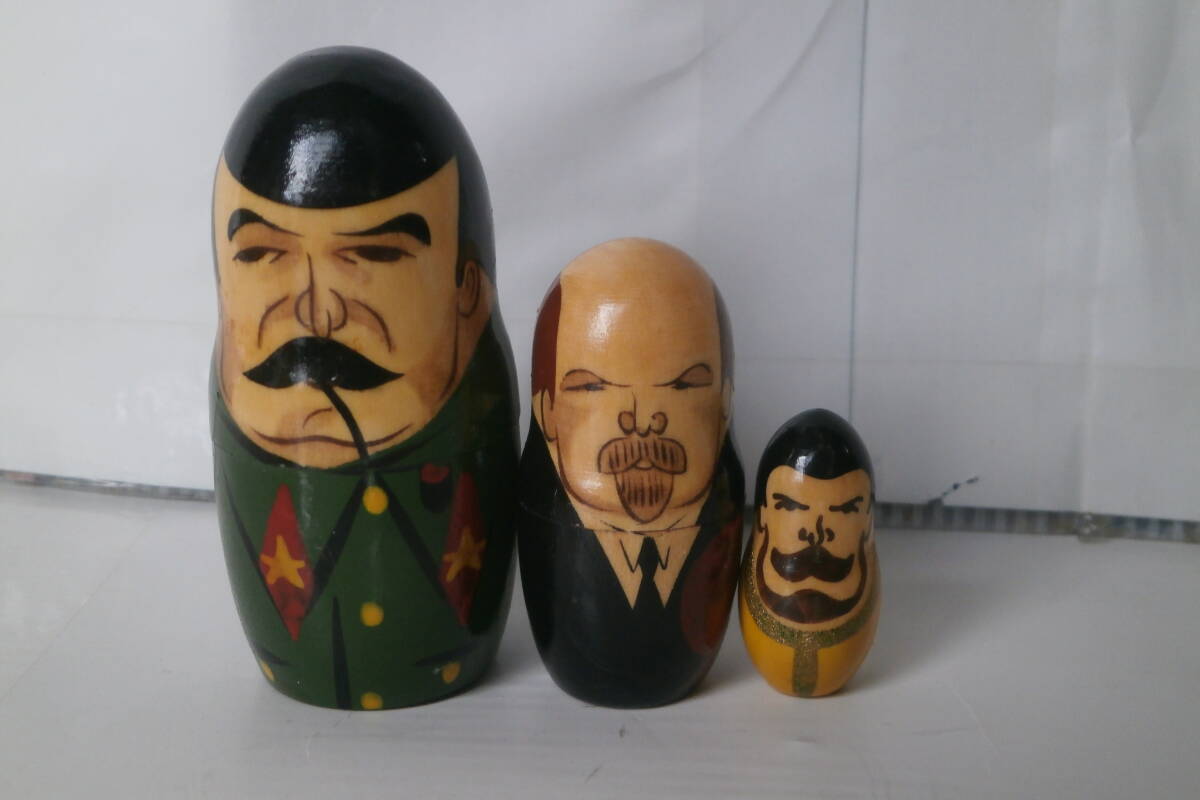 マトリョーシカ 人形 ロシア 歴代大統領 書記長 指導者 皇帝 工芸品