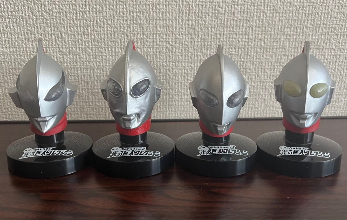 光の巨人コレクション ウルトラマン A B C にせ マスコレ 発光