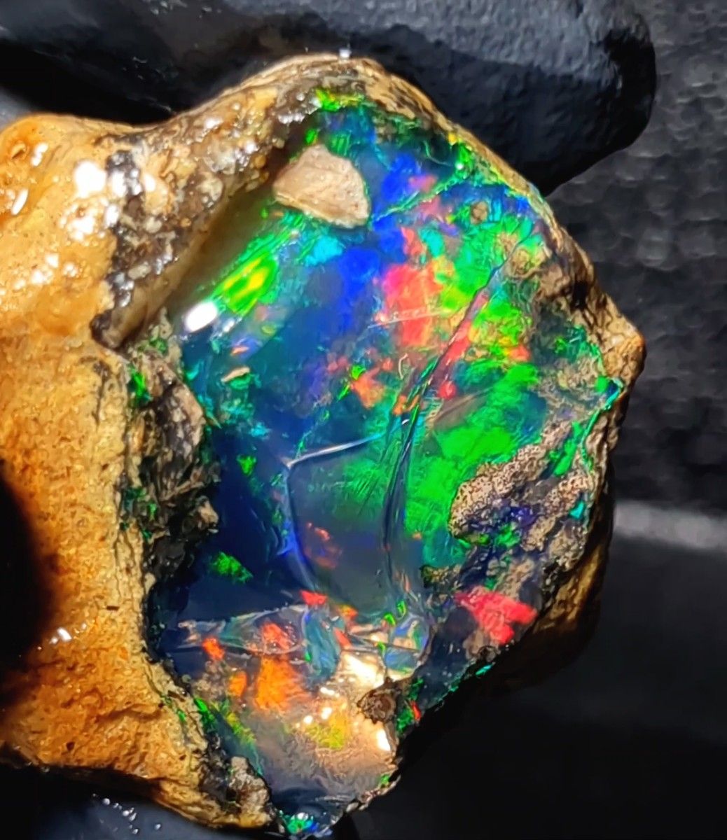 30CT】 エチオピア オパール 原石 青 緑 鉱物標本 ウェロ産 楽天市場