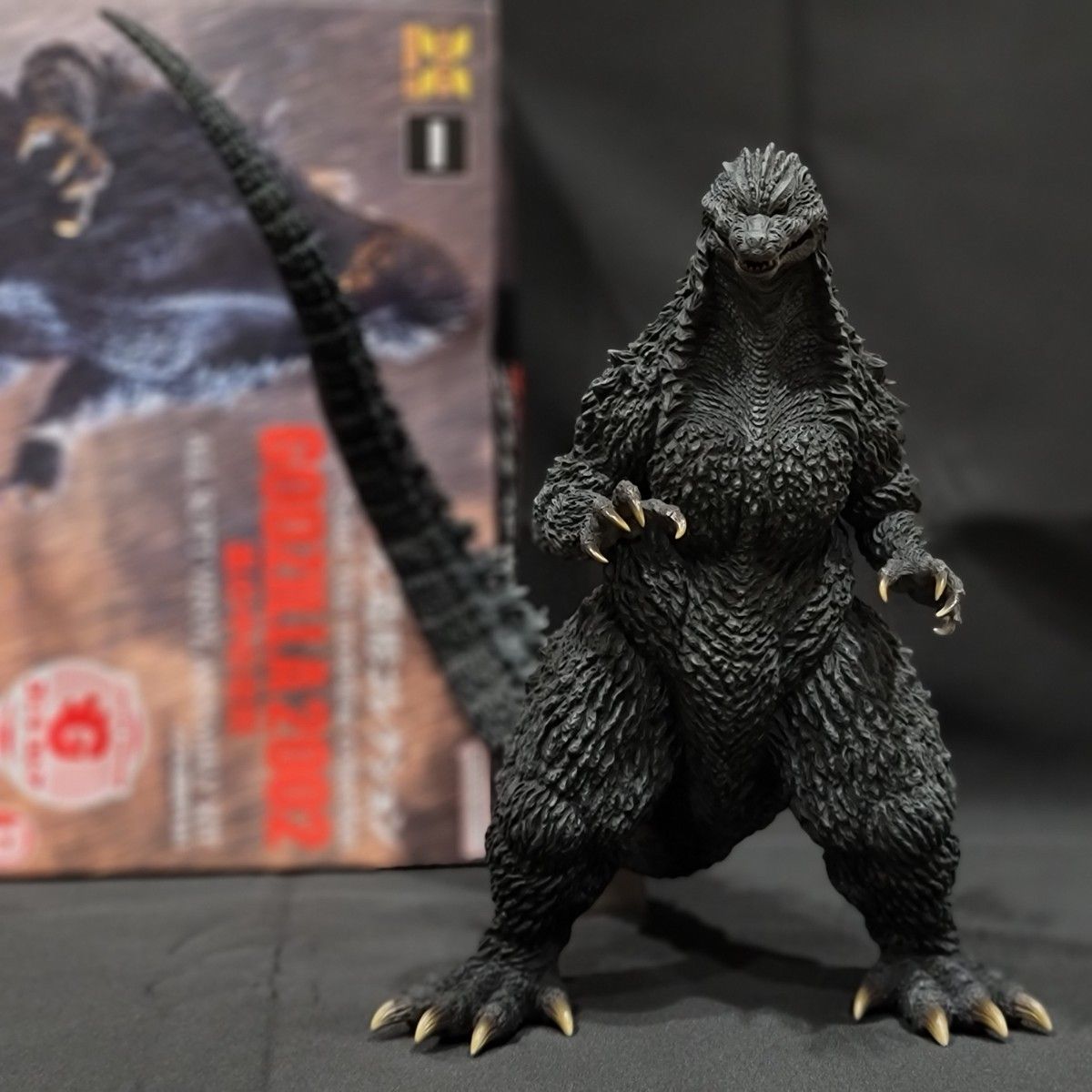 塗装完成品】東宝30cmシリーズ 酒井ゆうじ造形コレクション ゴジラ2002