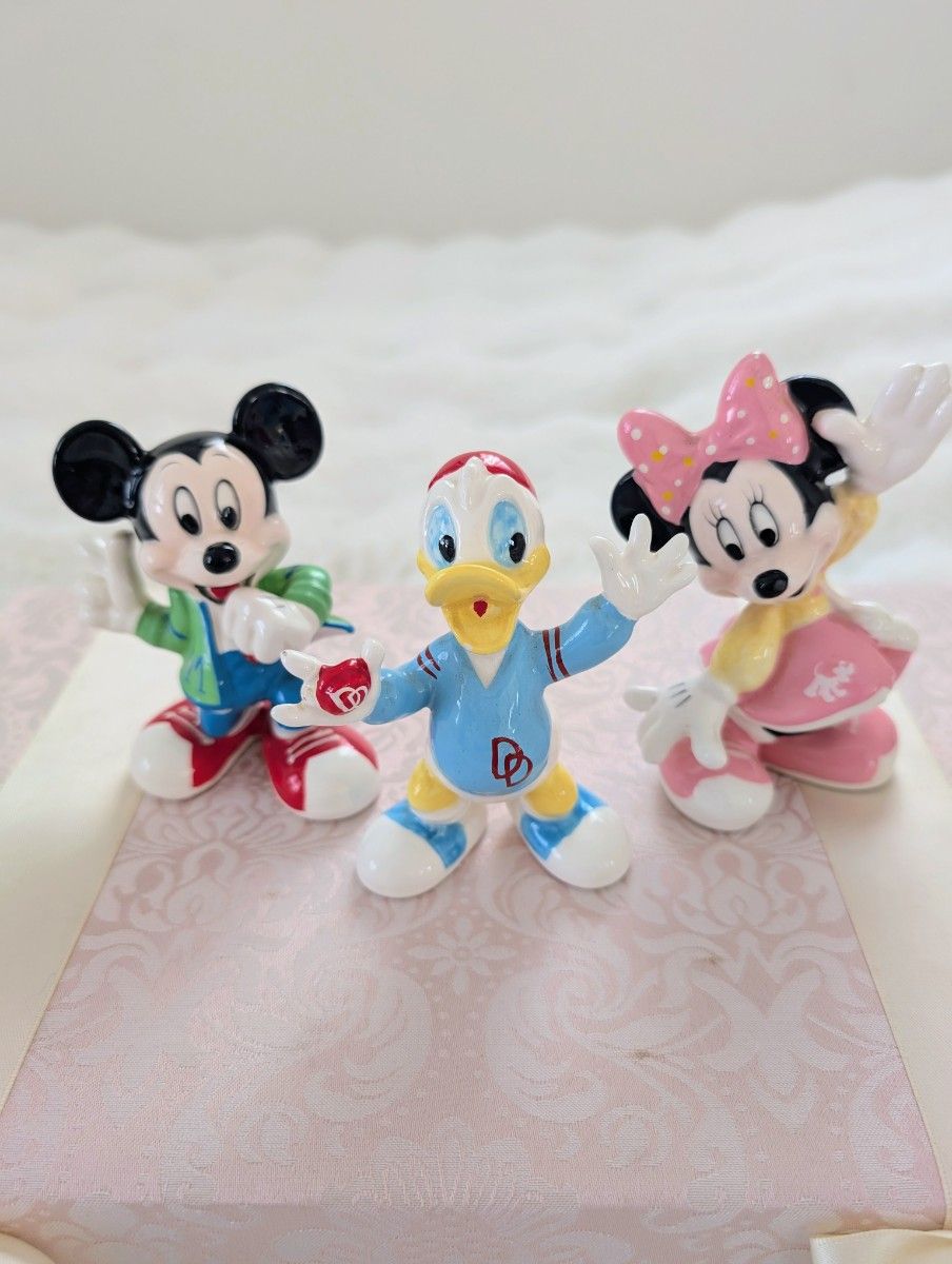 ディズニー ドナルド ミッキー ミニー 陶器フィギュア 置物｜Yahoo