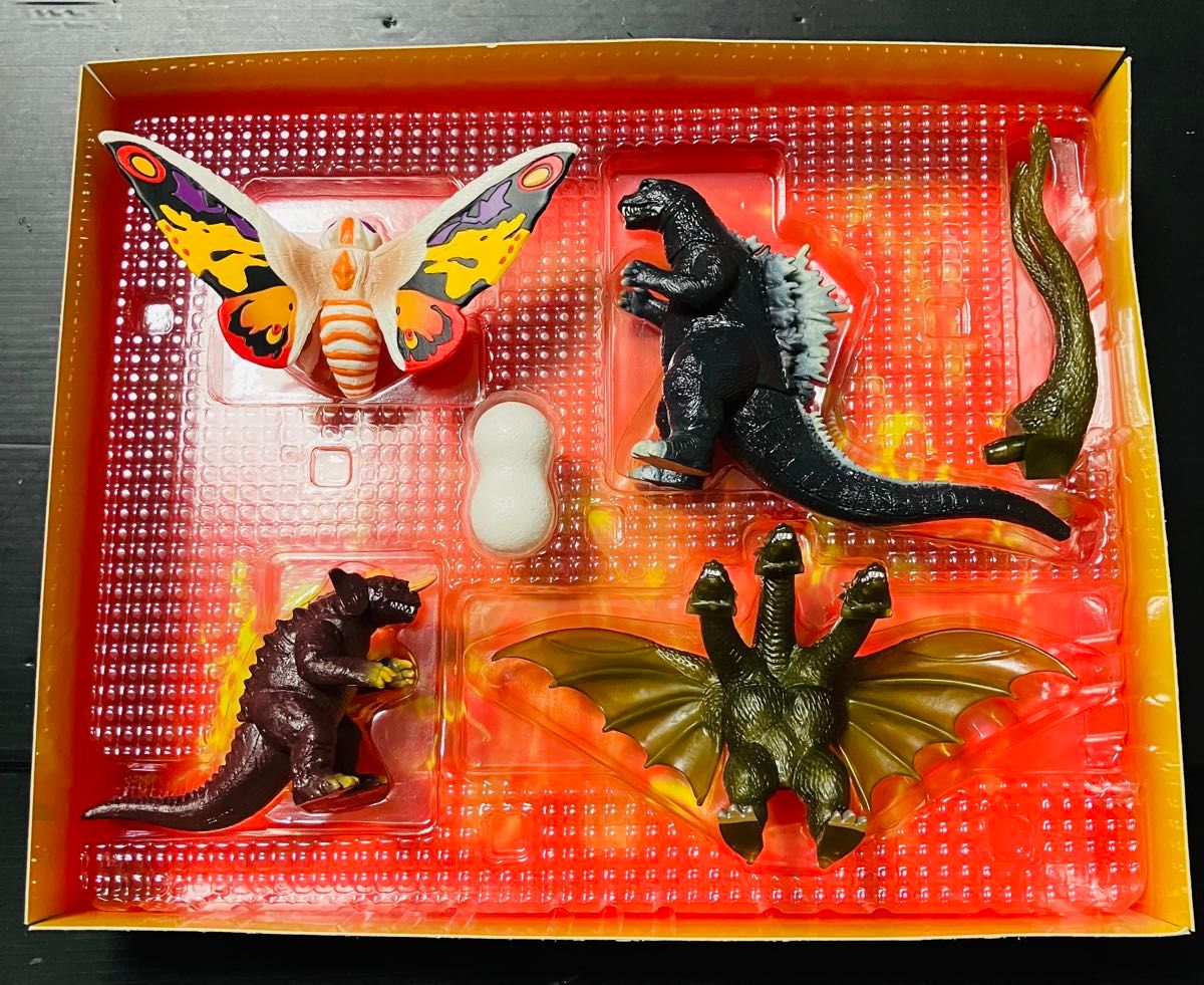 BANDAI・ゴジラvs護国三聖獣セット2001・ゴジラGMK フィギュア・モスラ