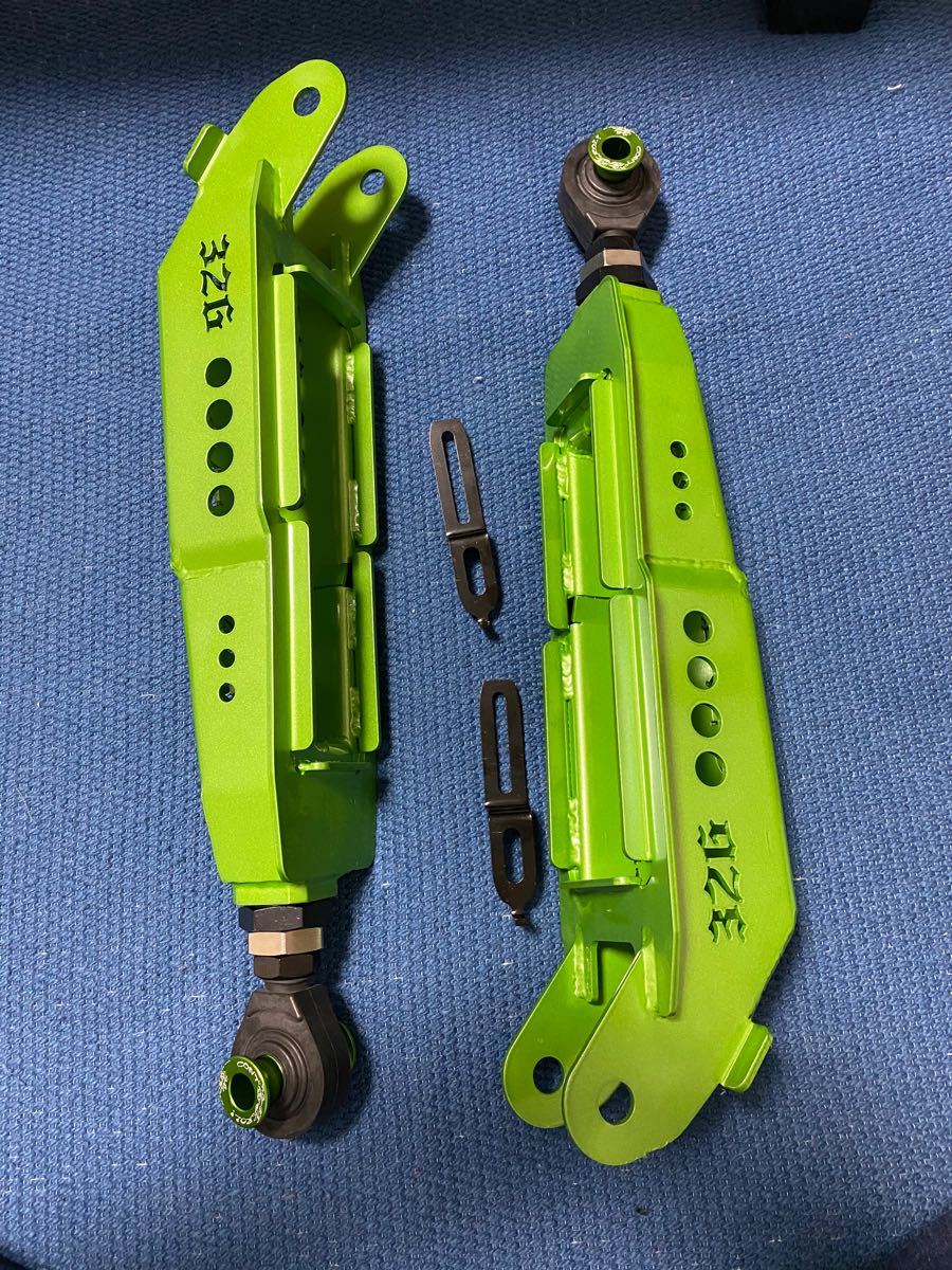 326power製 リアロアアーム18.20.21クラウン 326power製 リア