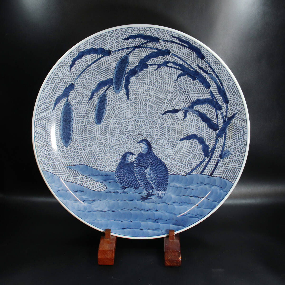 有田焼、 館林源右衛門窯、『染付粟鶉図大皿』、銘「源右衛門」有、皿