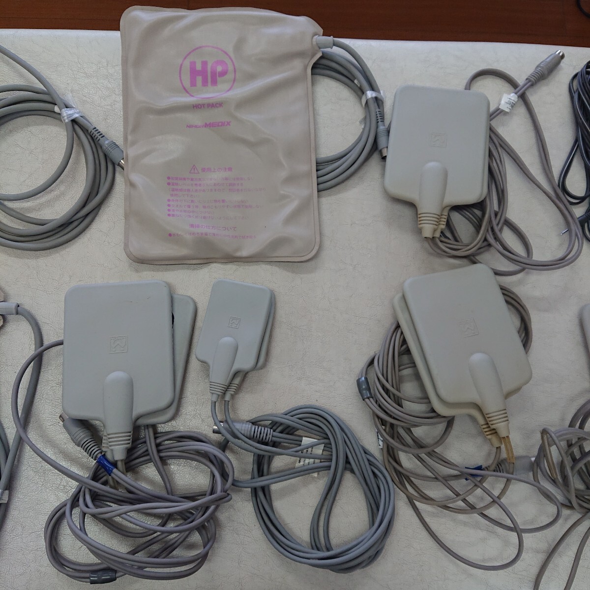 日本メディックス ホットスパイク導子 セット 整骨 接骨院 低周波