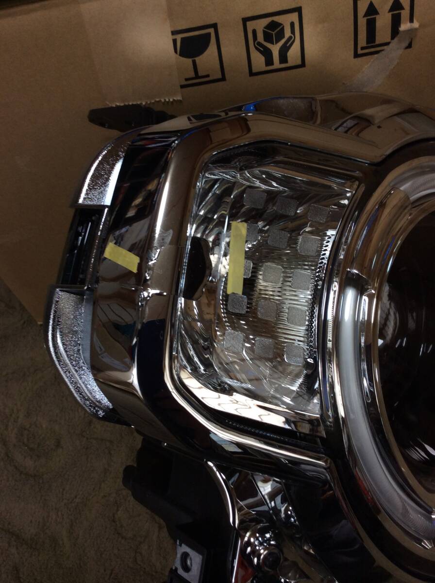 ハスラー 右LEDヘッドライト 35120-59S14 スズキ ハスラー 右ヘッド