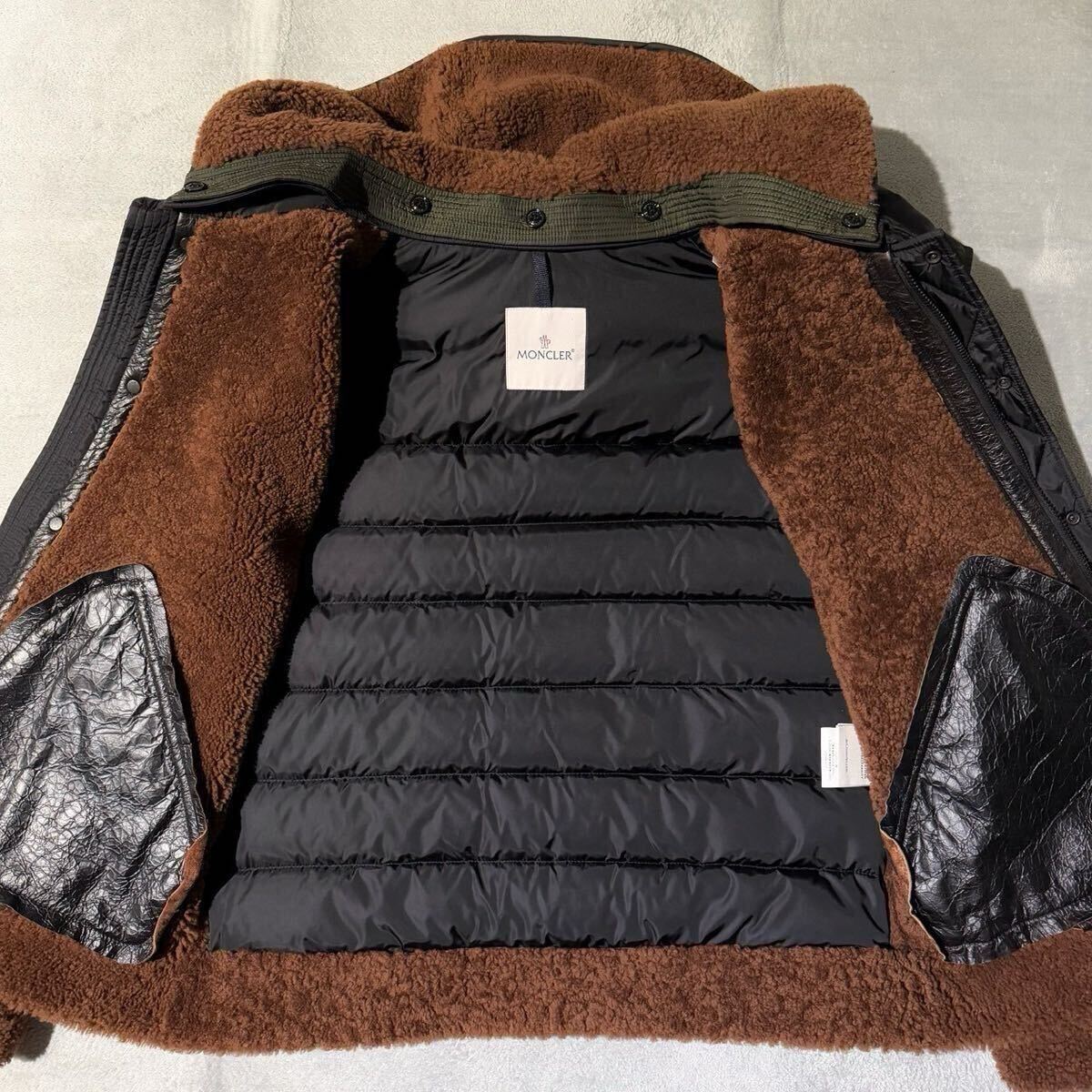 Yahoo!オークション - 未使用級 L相当 MONCLER ARMAND モンクレール ダ