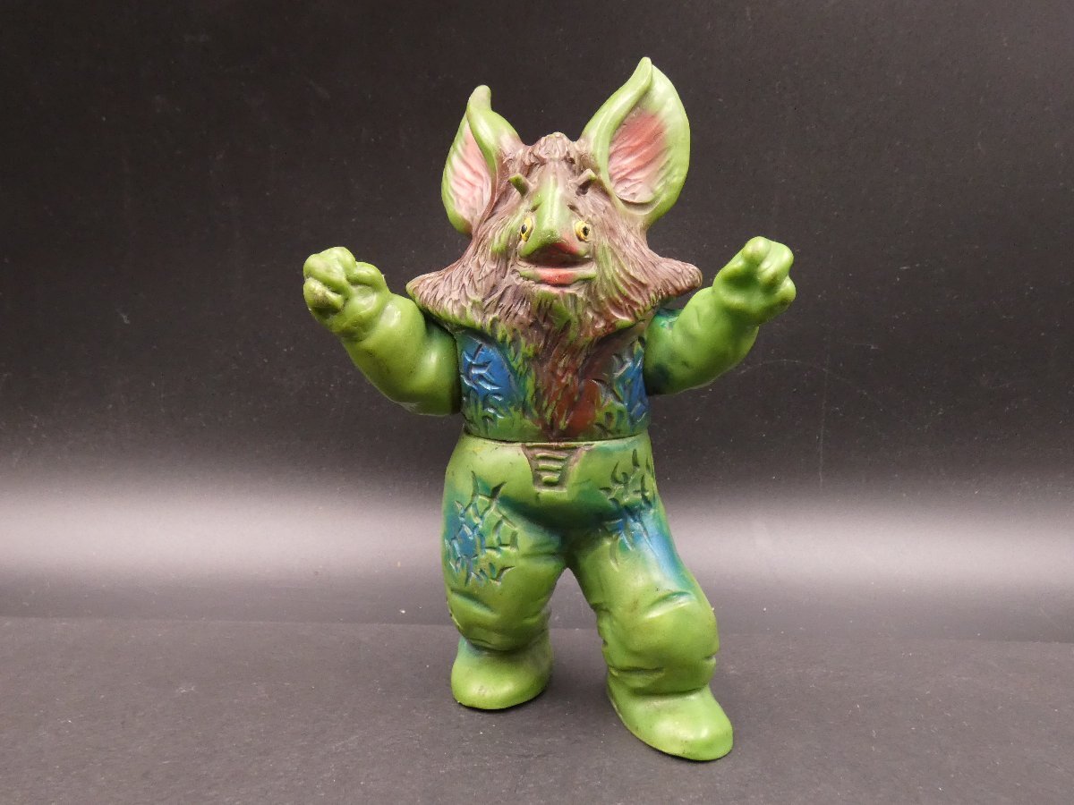 Yahoo!オークション - マルサン 当時物ソフビ イカルス星人 全長17cm