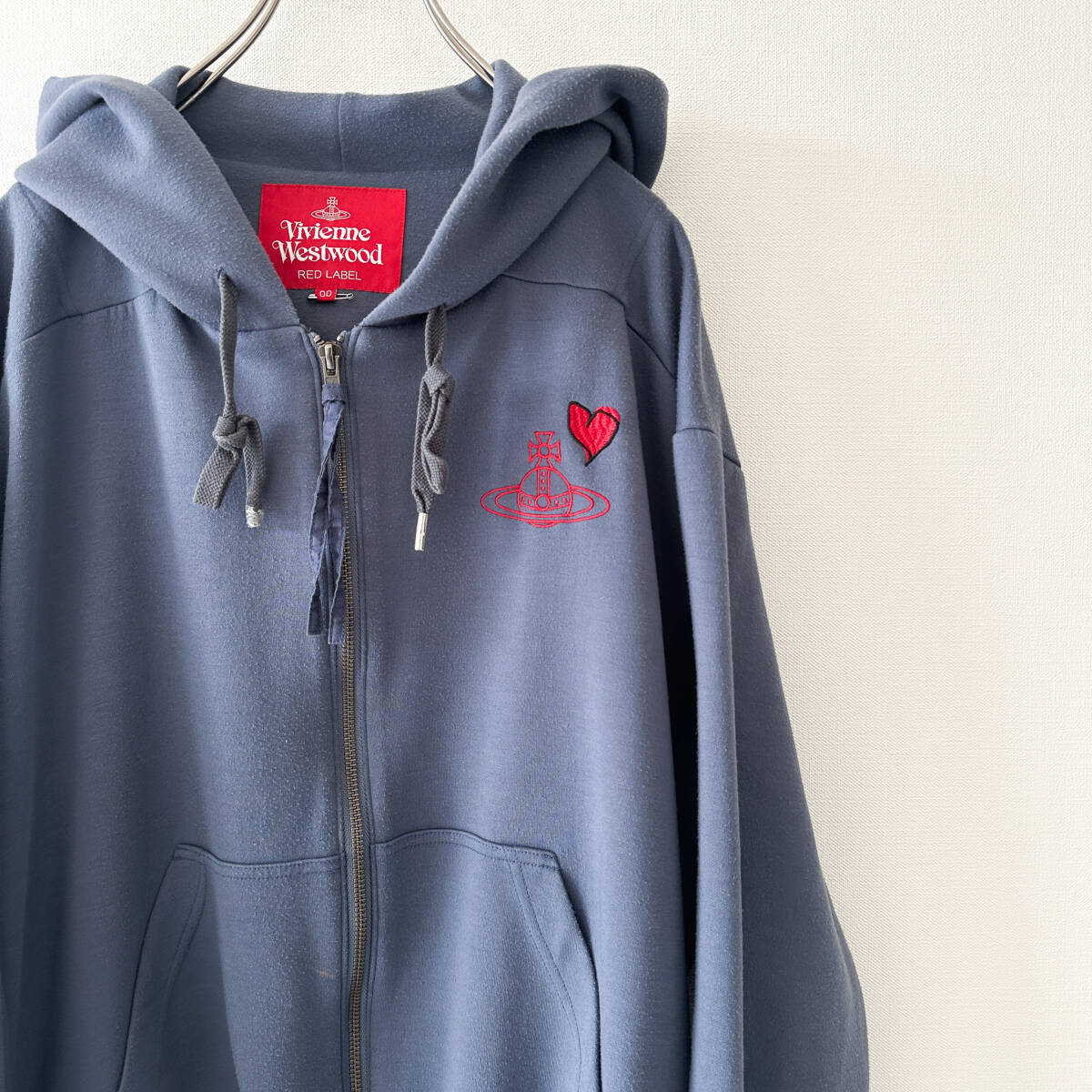 Vivienne Westwood ヴィヴィアンウエストウッド / エアーダンボール