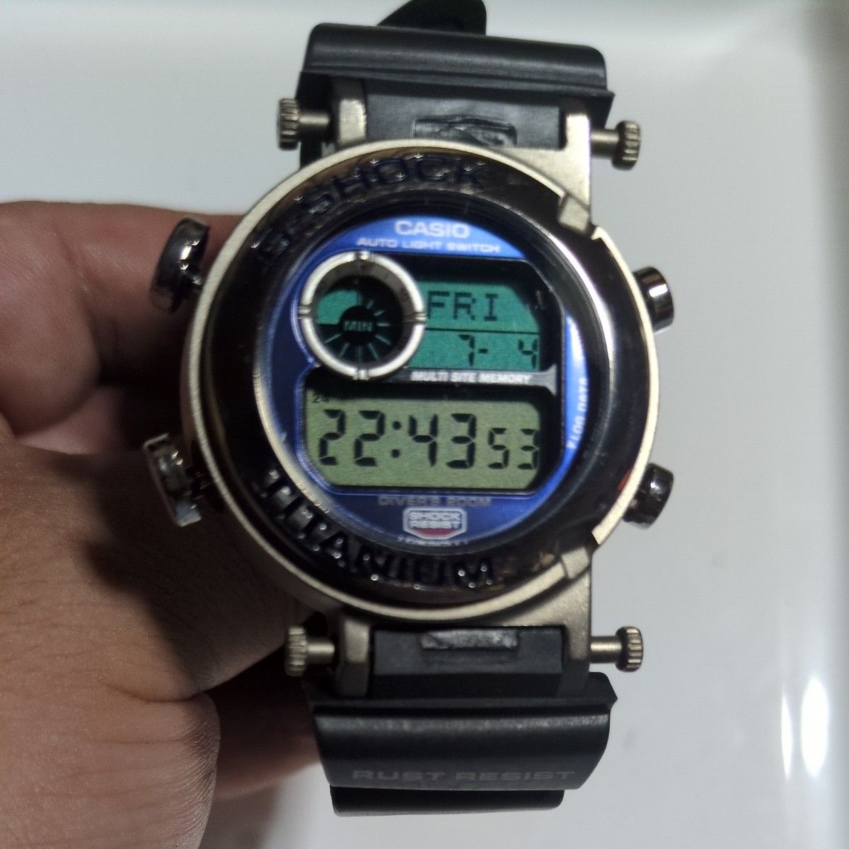 カシオGショック3代目フロッグマン（ベゼルケース無し）型番DW−9900