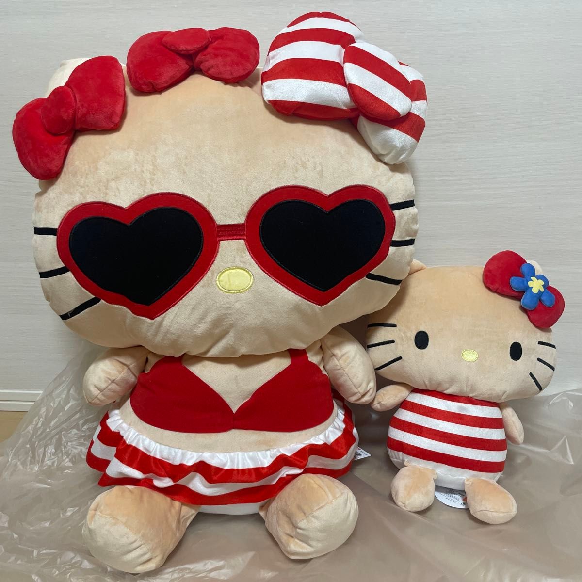 アベイル限定 日焼けキティ クッション 2個セット｜Yahoo!フリマ（旧