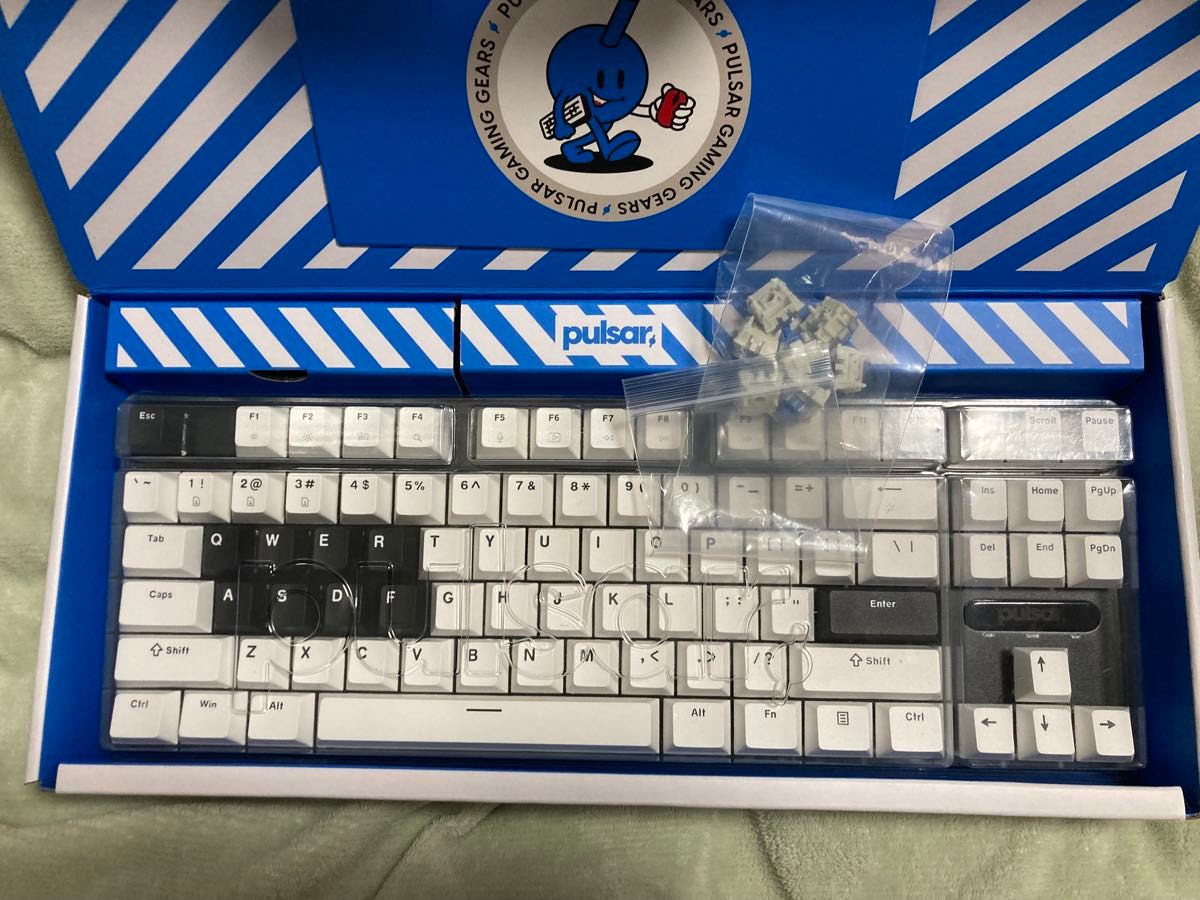 1部スイッチjade pro】 pulsar PCMK2 HE TKL ゲーミングキーボード