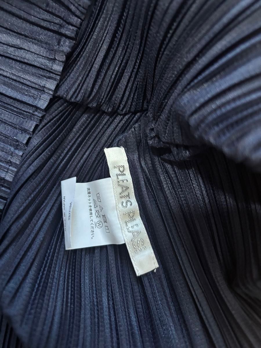 ISSEY MIYAKE プリーツプリーズ トップス ネイビー サイズ3｜Yahoo