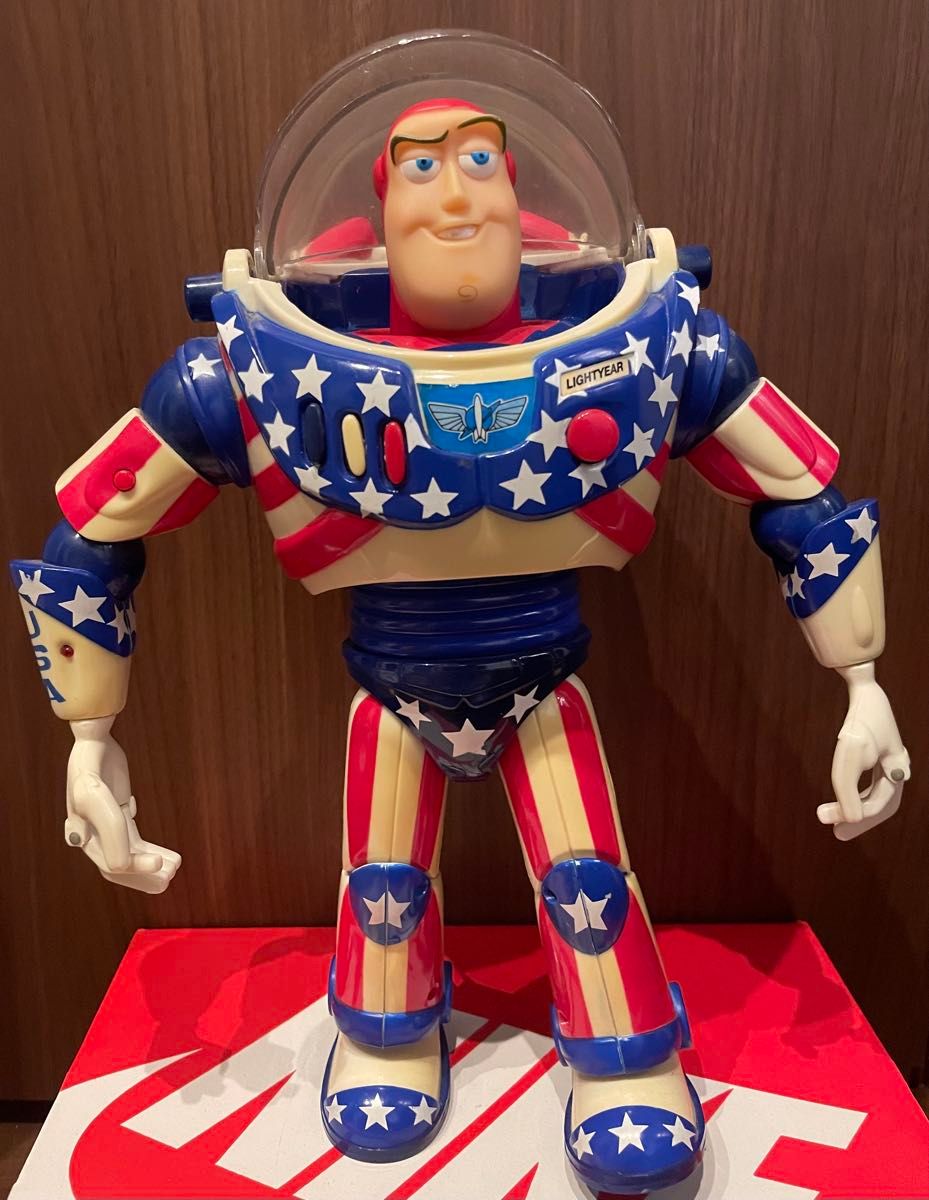 トイストーリー バズライトイヤー 星条旗 アメリカ USA トーキング