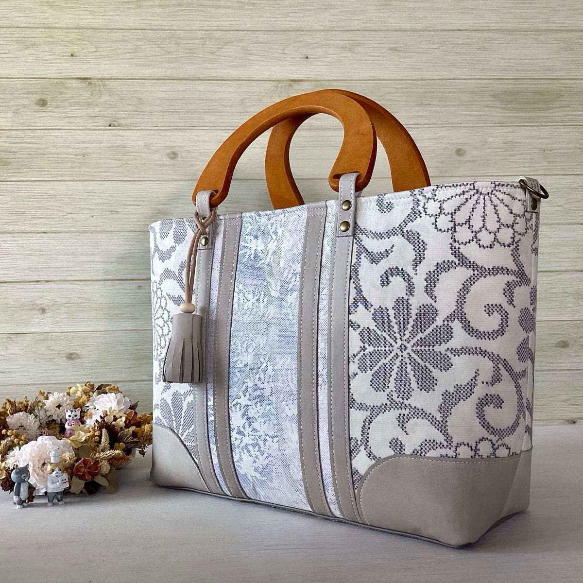 白大島紬 × 本革 着物リメイク 大きめ トートバッグ 和装バッグ 手提げ