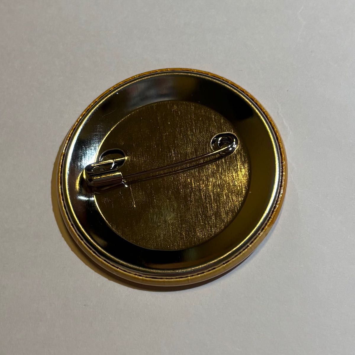 焼きパン ZETA 限界組 限界メンバー ヴィレッジヴァンガード 缶バッジ