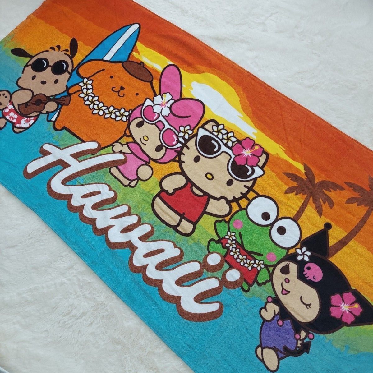 ハワイ限定 サンリオ 日焼けキティ ビーチタオル 新品未使用品 日本未
