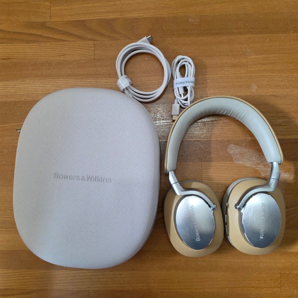 Bowers & Wilkins Px8 タン 値下げ中 最終値下げ Bowers & Wilkins Px8