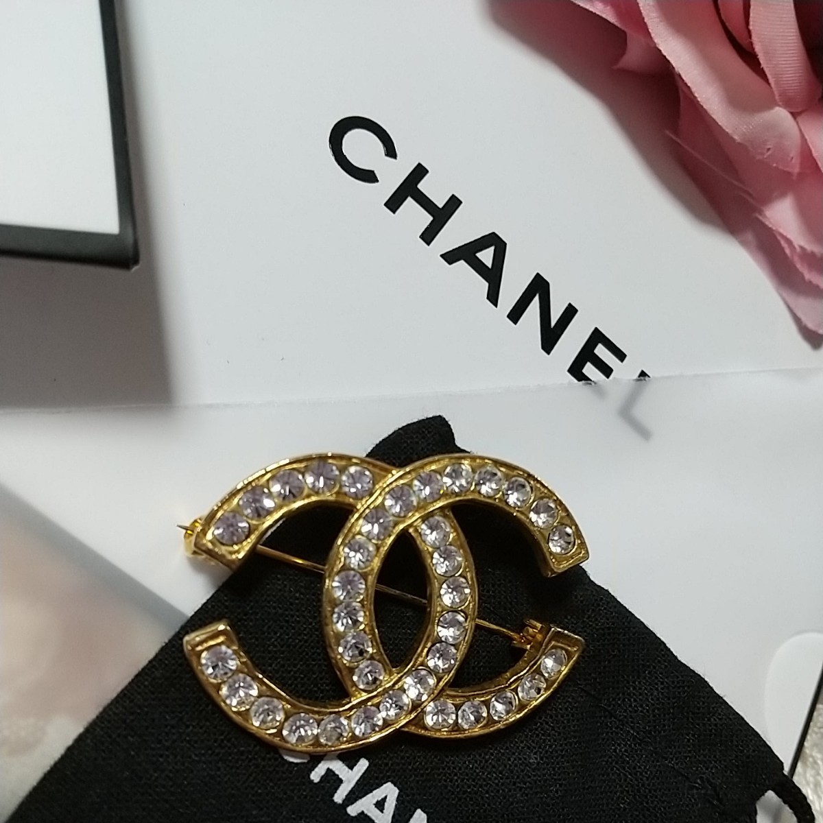 ブローチと シャネルノベルティセット｜Yahoo!フリマ（旧PayPayフリマ）