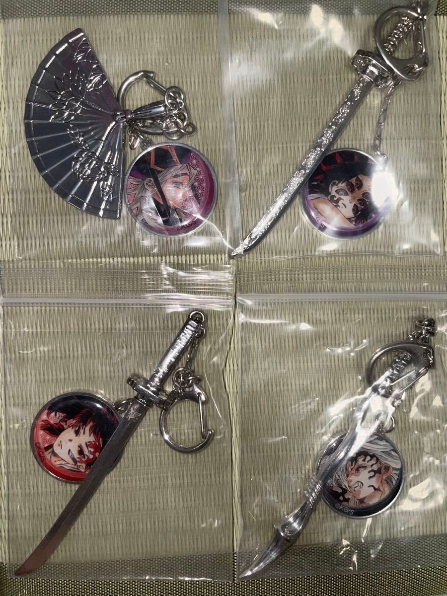 大特価】鬼滅の刃 JUMP SHOP コレクションチャーム ビッグ セミコンプ