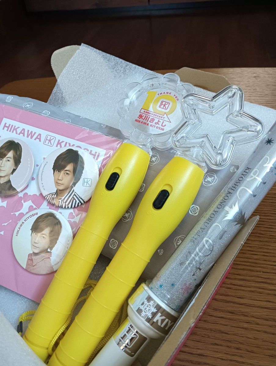 氷川きよし ペンライトセット おまけ付き｜Yahoo!フリマ（旧PayPayフリマ）