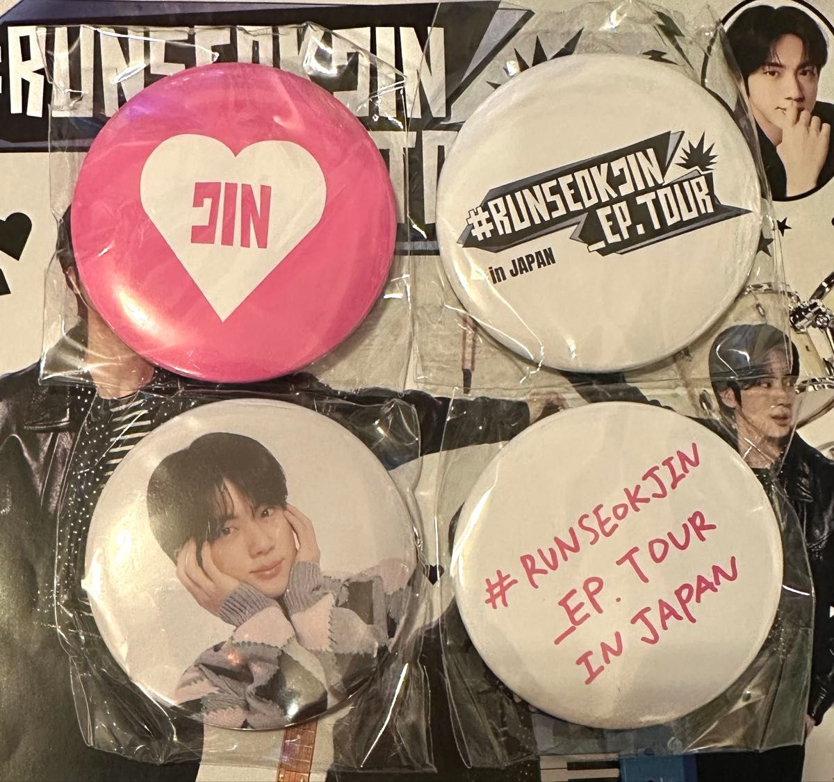BTS JIN ジン RUNSEOKJIN JAPAN カプセルトイ ガチャ 缶バッジ 日本