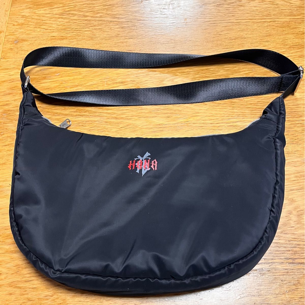 HANA デビュー前 イベント ロゴラウンドバッグ｜Yahoo!フリマ（旧