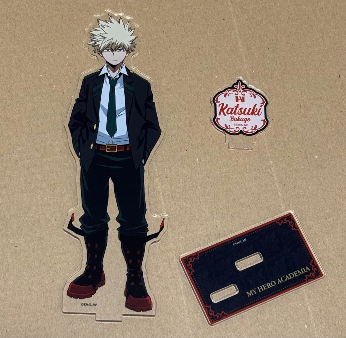 ヒロアカ制服限定アクリルスタンド 爆豪勝己 グリニッシュコスチューム