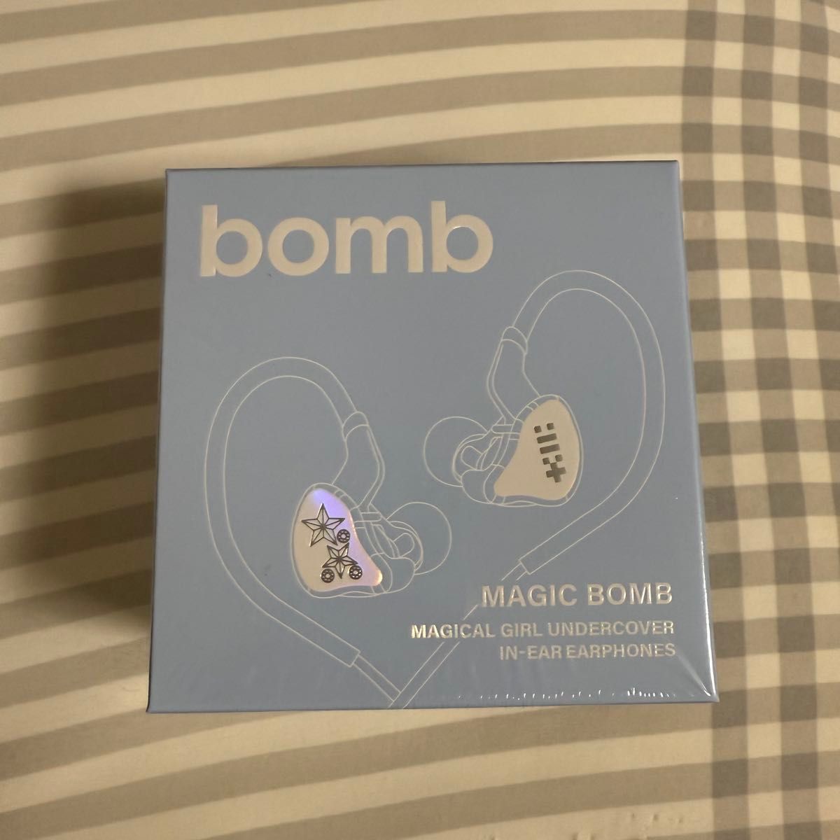 ILLIT イヤホン イヤモニ風｜Yahoo!フリマ（旧PayPayフリマ）