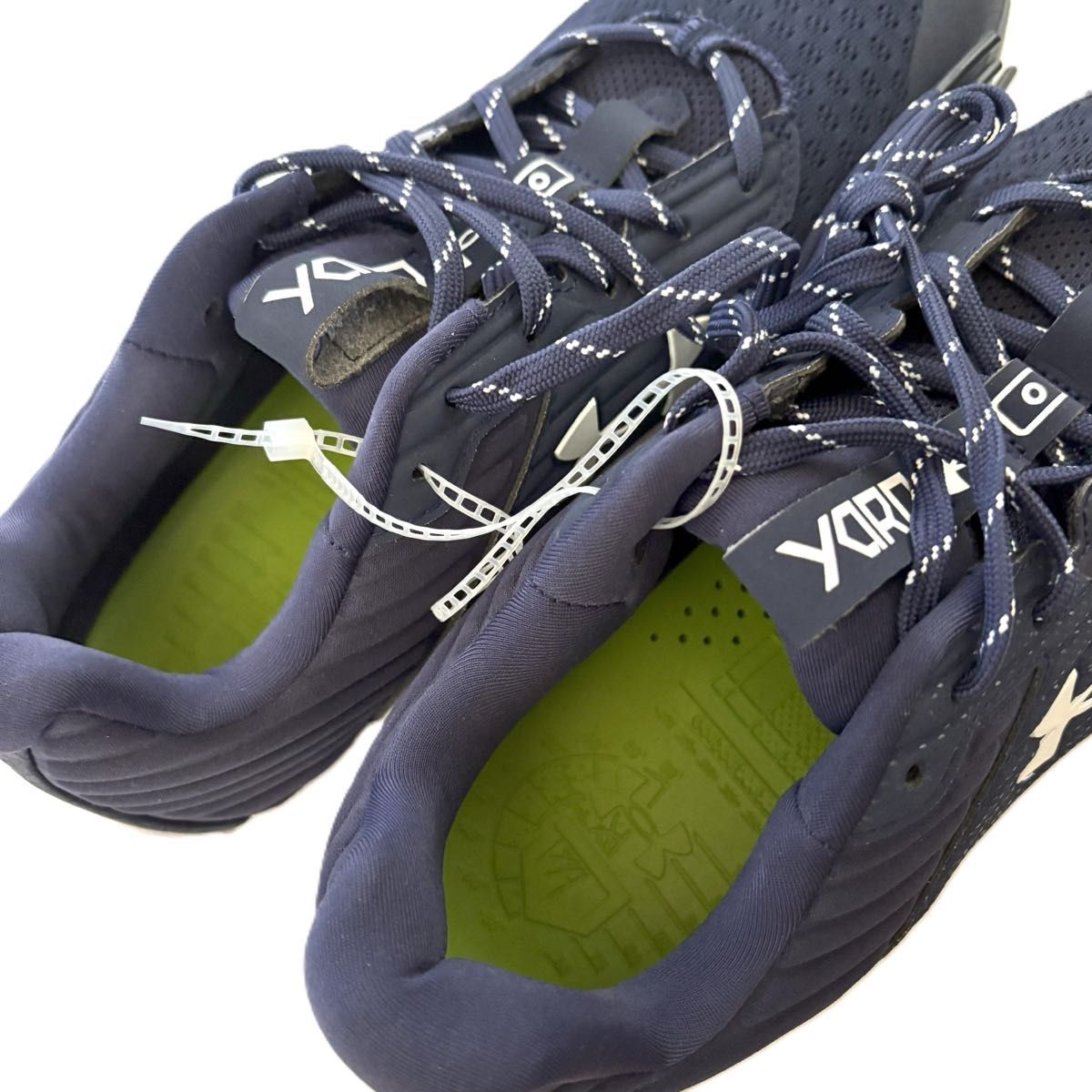 Under Armour Charged ネイビー スパイクシューズ28 5㎝｜Yahoo!フリマ