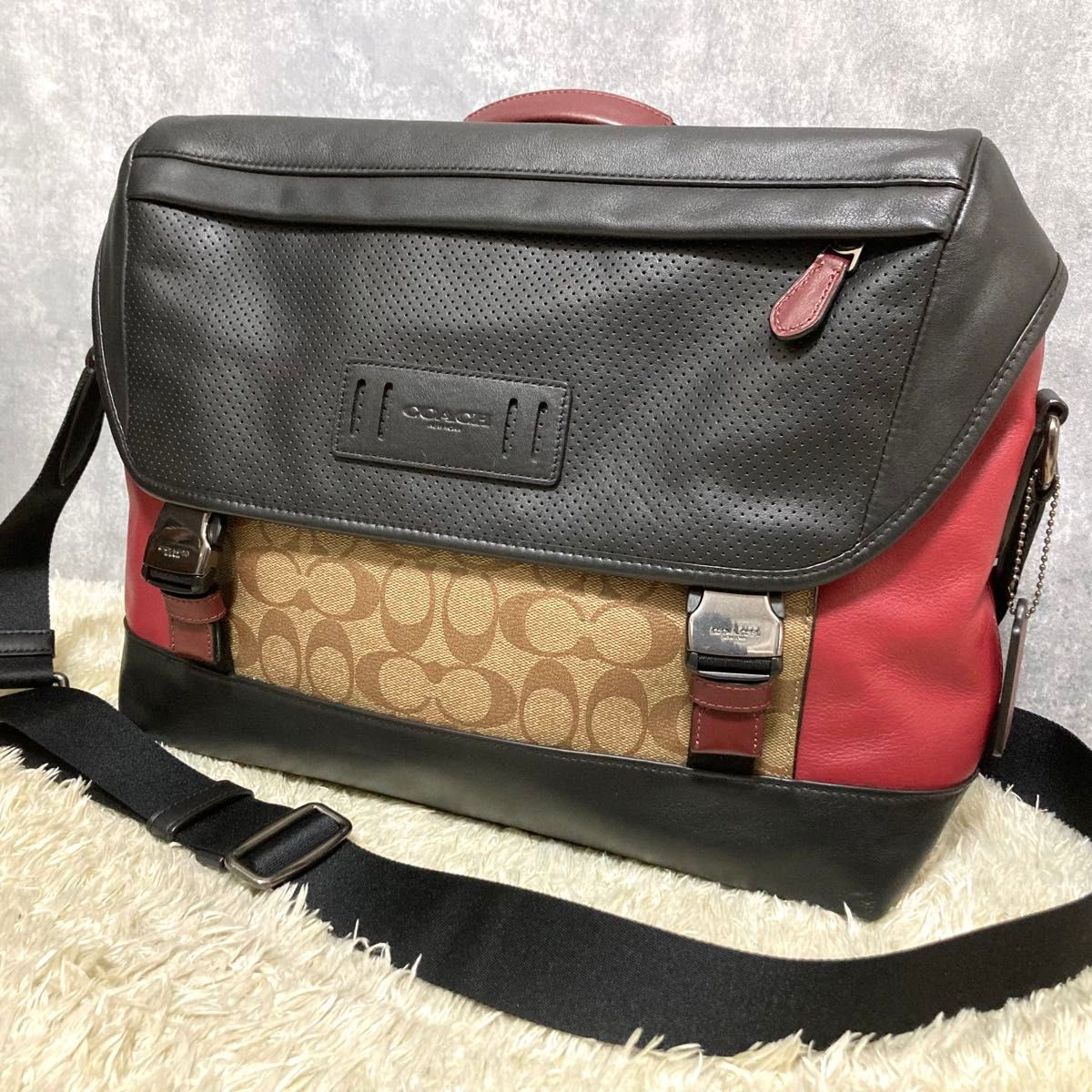 極美品】COACH コーチ メッセンジャーバッグ レザー 本革 PVC ベージュ