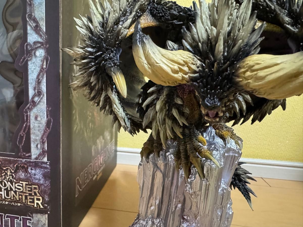 CFB クリエイターズモデル ネルギガンテ フィギュア