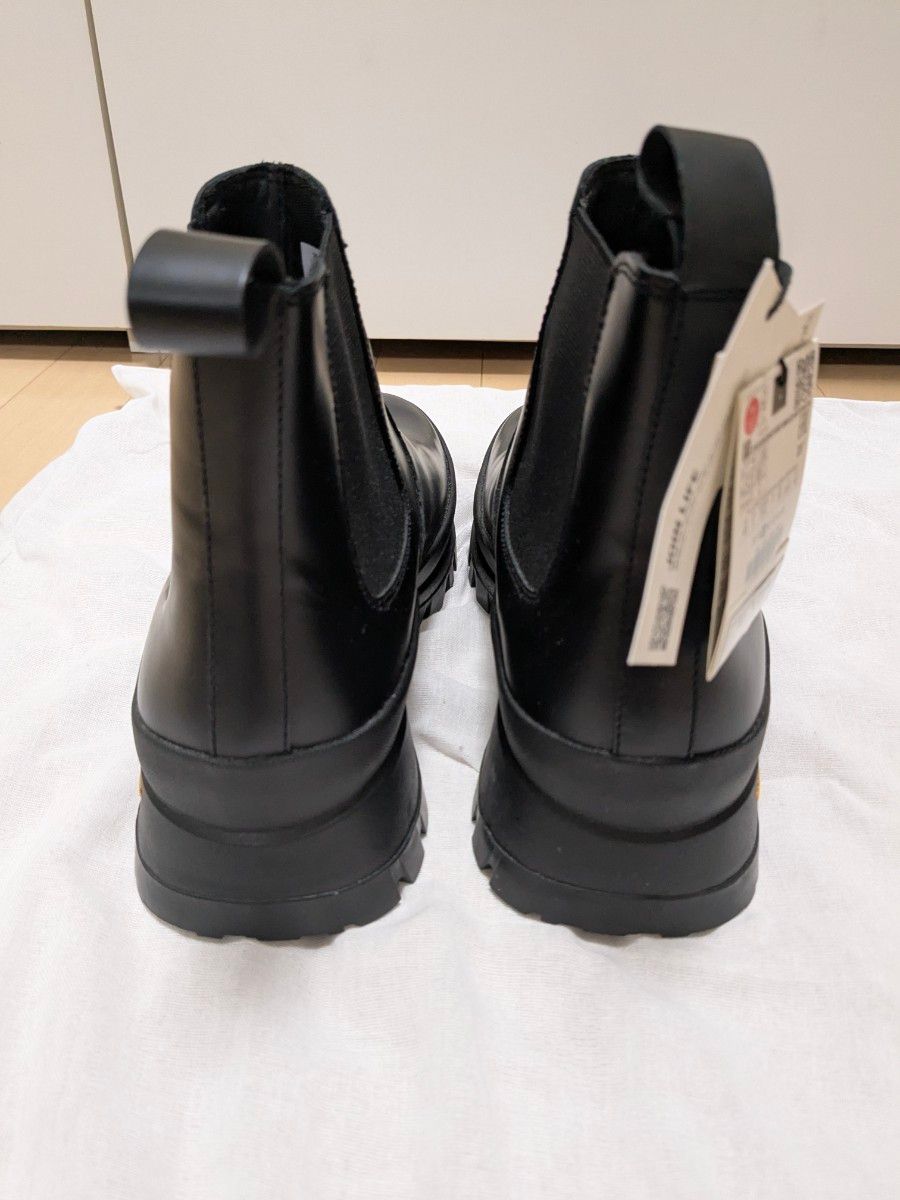 新品未使用】ZARA Vibram ブラック サイドゴアブーツ｜Yahoo!フリマ