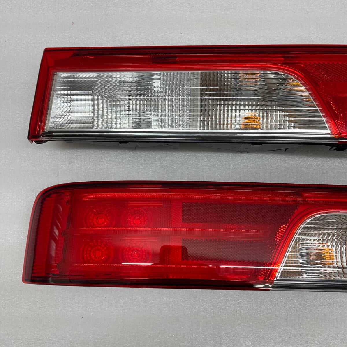 新車外し 極上 超美品 スズキ純正 DA17系 エブリィワゴン 純正LED