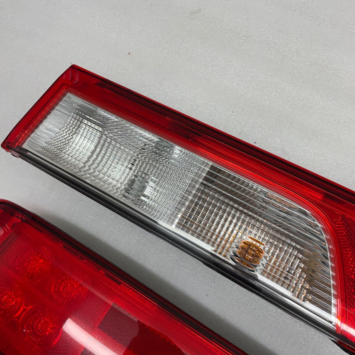 新車外し 極上 超美品 スズキ純正 DA17系 エブリィワゴン 純正LED